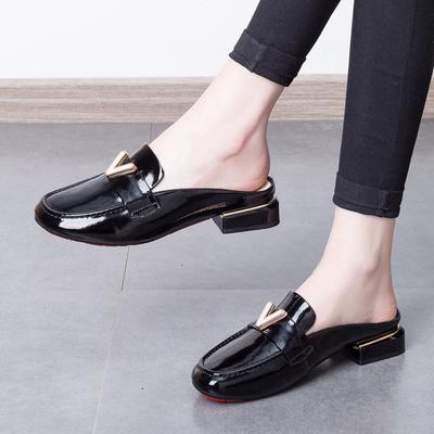 Baotou sandali da donna in pelle verniciata di vacchetta pantofole a fondo piatto pantofole a metà da donna casual