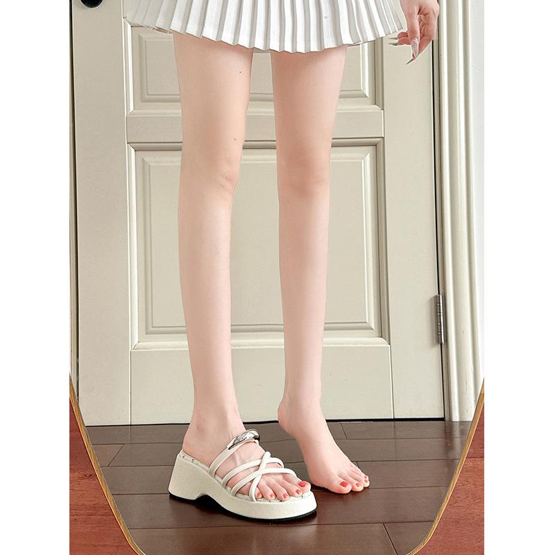 Spring and Summer Wear Floral Wedge Heel Thick-soled Women's Sandals Comfortable Word Belt Not Tired Foot Sandals