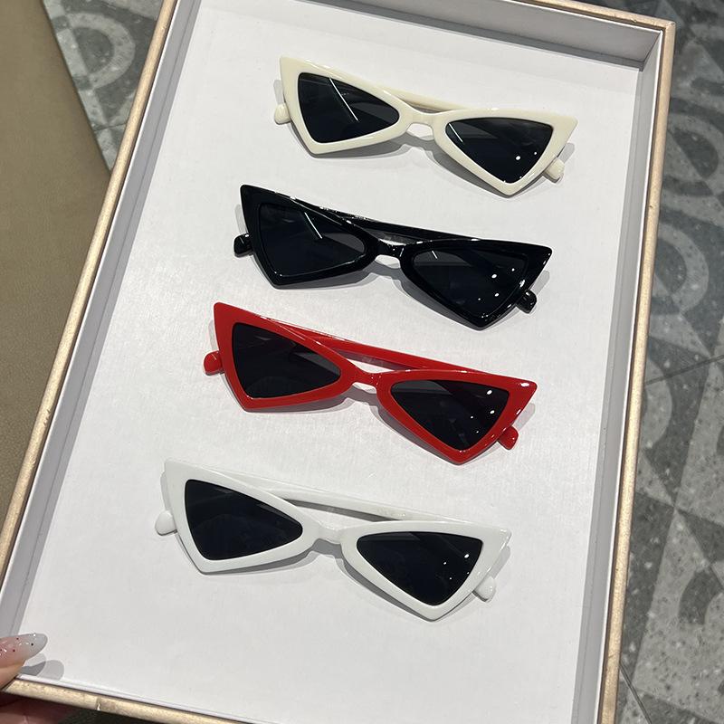 4PCS American Retro Cat Eye Sunglasses Women's Style Narrow Frame UV Protection Fashionable round Face Sun Glasses