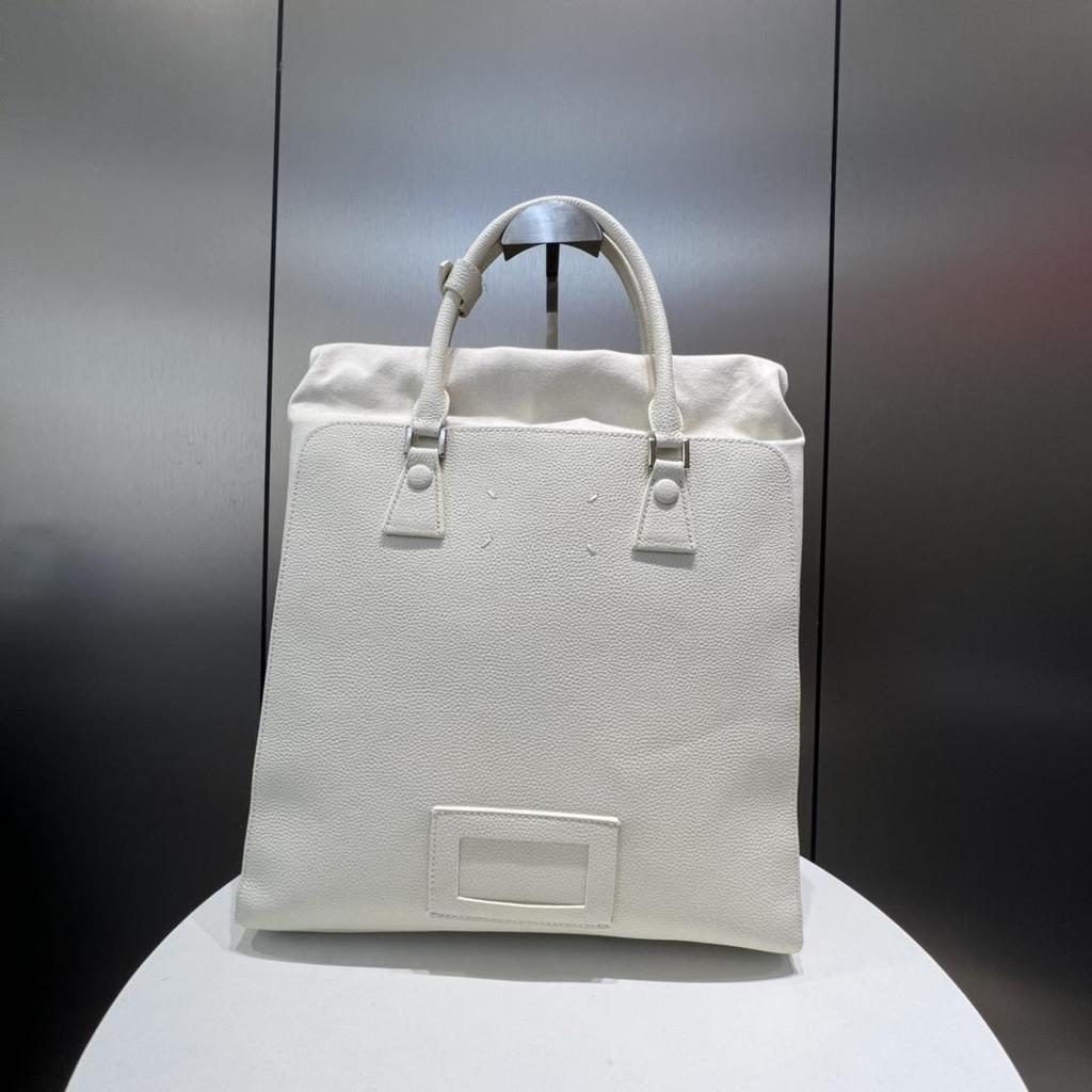 2025 Frühling Unisex Oberste Schicht Rindsleder Pendlerrucksack - Großes Fassungsvermögen Business- & Laptoptasche (5AC)