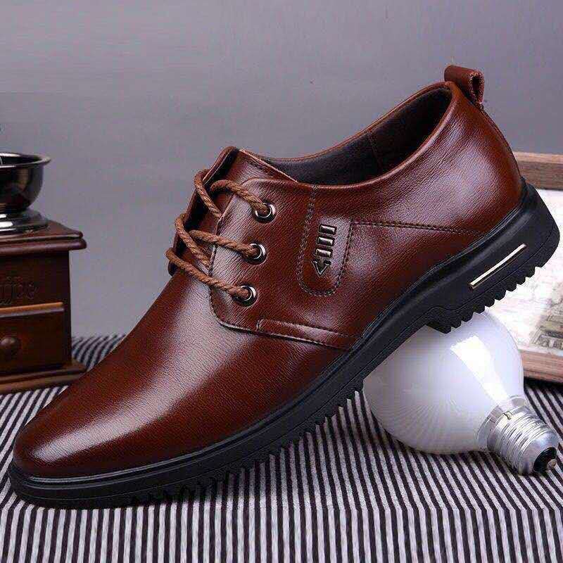 Soft Leather Soft Sole Spring and Summer Men s Leather Shoes Business Casual Shoes Men s Round Head Lace-up Tooling Shoes 44