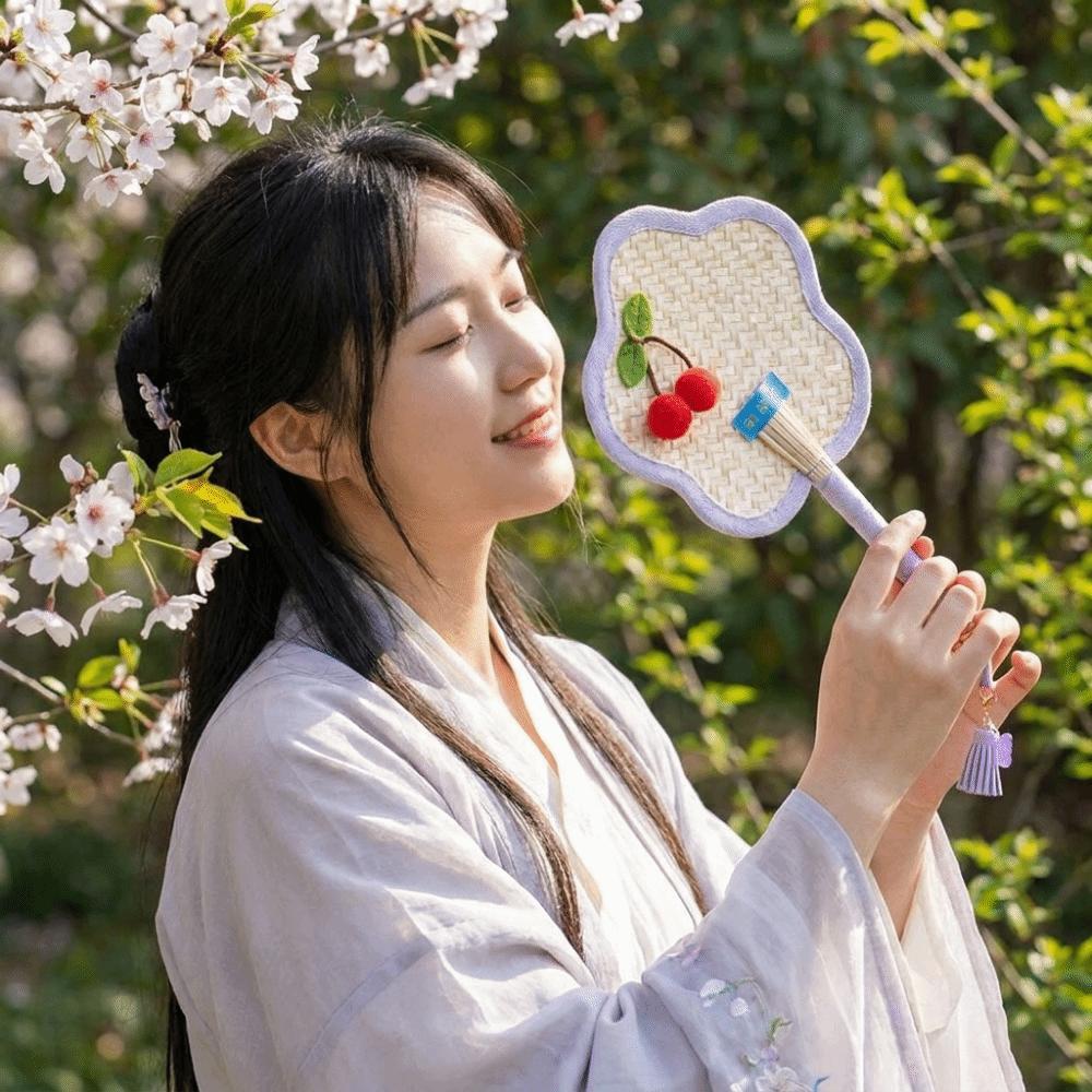 Vintage Portable Fan Flower Shaped Cooling Fan Creative Straw Fan Home Decor