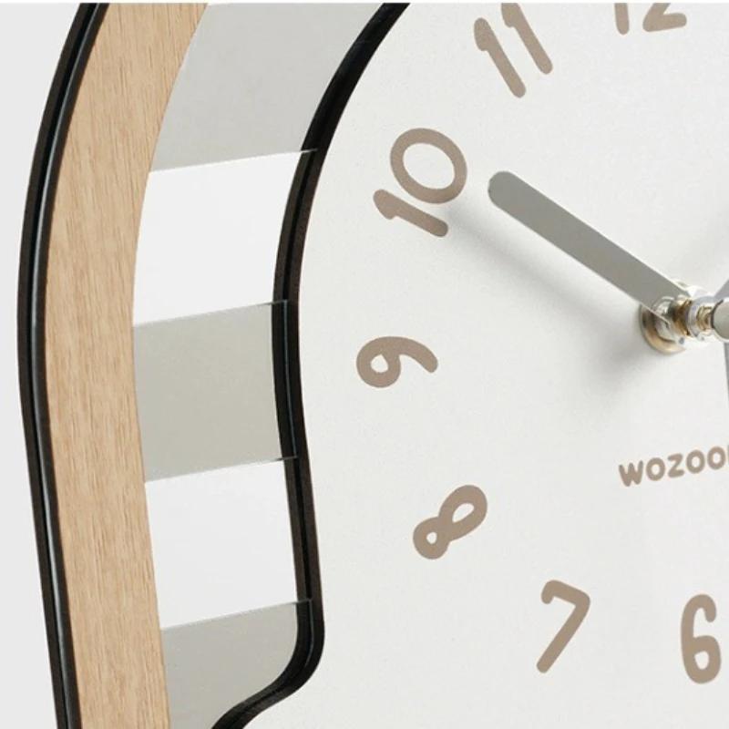Creative arched retro-style wall clock - Personalized silent desk clock for study rooms, bedrooms, dormitories, and home decorat