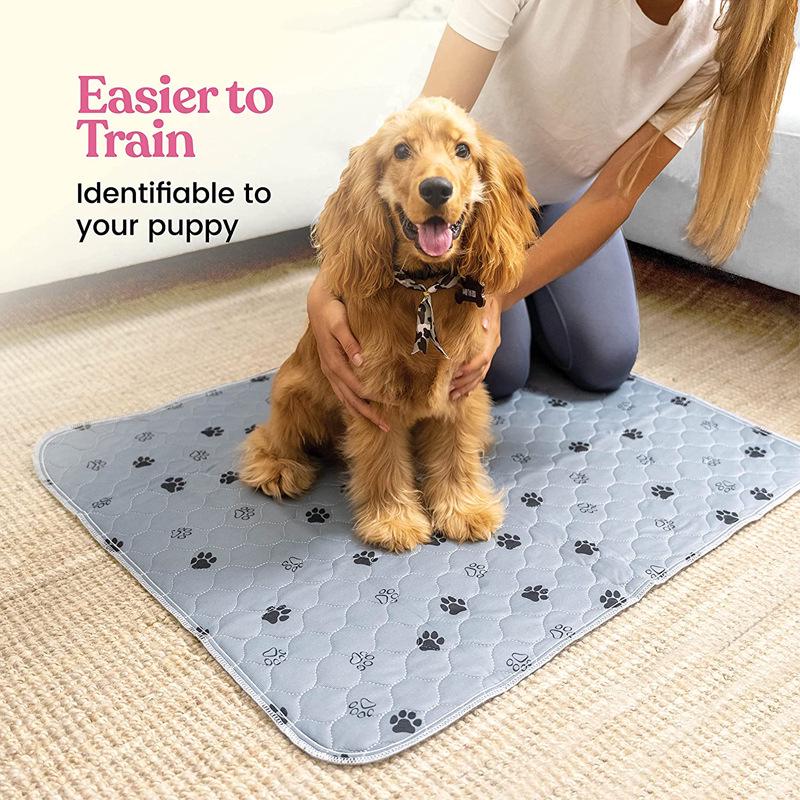 Washable Quilted Pet Pee Pads - Absorbent, Non-slip Sleeping Mats for Dogs & Cats.