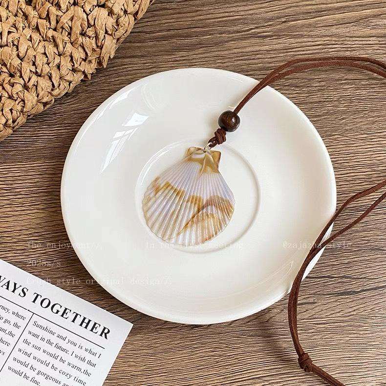 

Bohemian Starfish Shell Pendant Brown Leather Rope Long Adjustable Necklace for Women Summer Beach Collar Chain Jewelry Gifts