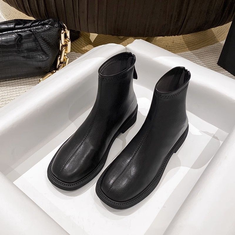 One kick of the Korean heroine, new back zipper flat skinny boots, boots, women's French off-white ankle boots, women