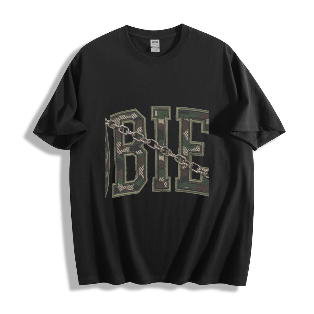 

Camo Varsity Letter with Chain Graphic T-Shirt S