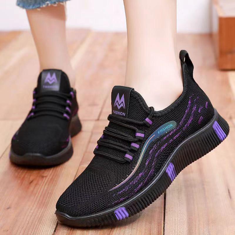 Old Beijing cloth shoes women's shoes flying woven walking shoes soft sole non-slip mesh breathable casual shoes middle-aged mother shoes