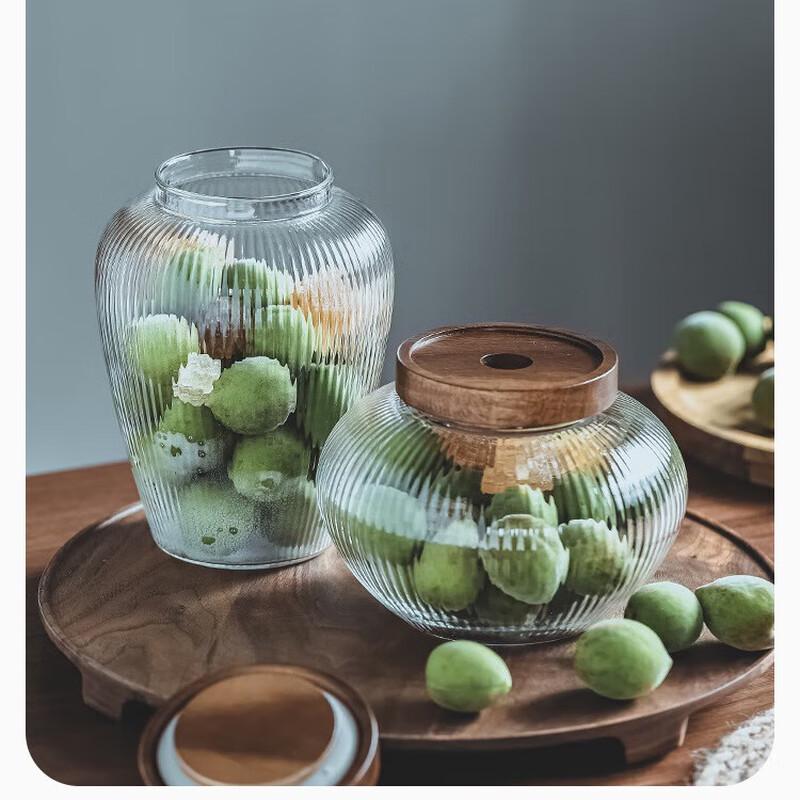 Glass Fermentation and Storage Jar with Wooden Lid
