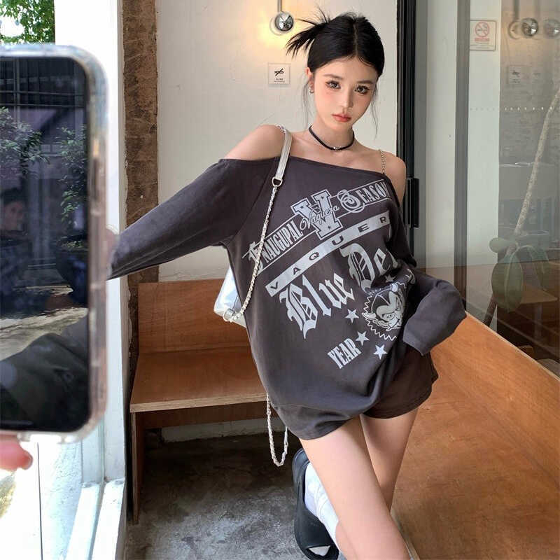 2025 European and American cross-border babes sexy one-word shoulder long-sleeved T summer loose temperament pure desire short off-the-shoulder top S