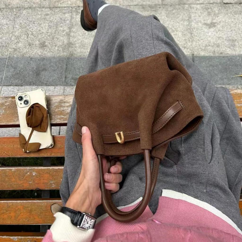 Sametová sluneční taška: Nová 2024 Ruční a Ramenní Crossbody pro Ženy