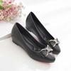 Chaussures à enfiler à bout rond et ouverture peu profonde pour le printemps, chaussures à semelle plate et ouverture peu profonde pour le Nouvel An, chaussures décontractées à semelle souple