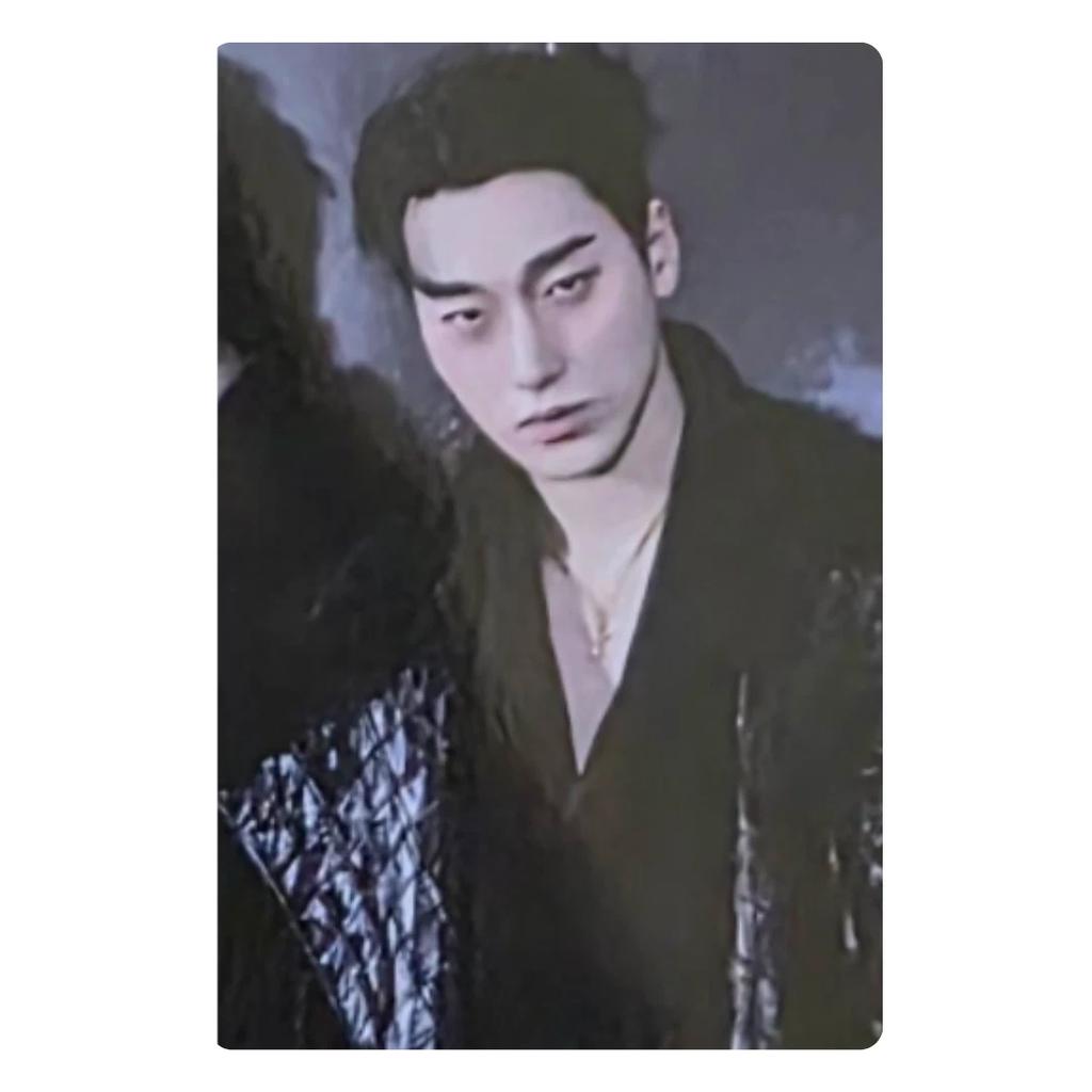 PRZEDSPRZEDAŻ 13. MINI ALBUMU ATEEZ GOLDEN HOUR : Część 4 KARTKA ZE ZDJĘCIEM POCA JAPAN POB OFICJALNA