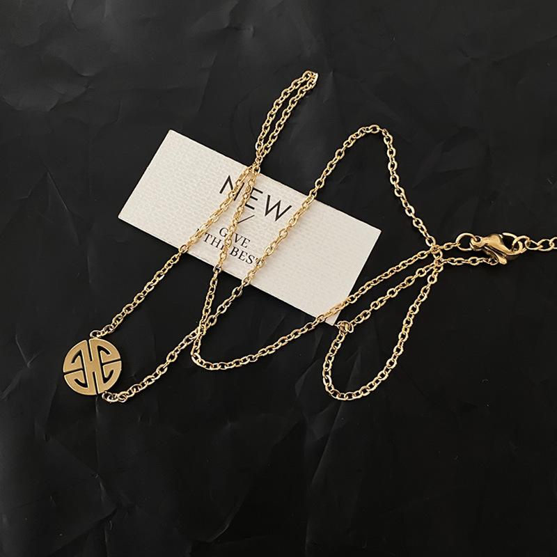

Подвеска Фу Характер Титановая сталь Ожерелье Не выцветает Женские Высокочувствительные Аксессуары Иу Цепочка Ключицы Легкая Роскошная Сложенная Цепочка На Шею