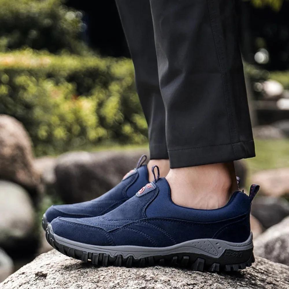 Winter Casual Shoes Mens Breathable Zapatillas Hombre Slip-on Soft Platform Outdoor Men Sneakers Anti-slip Hiking Shoes