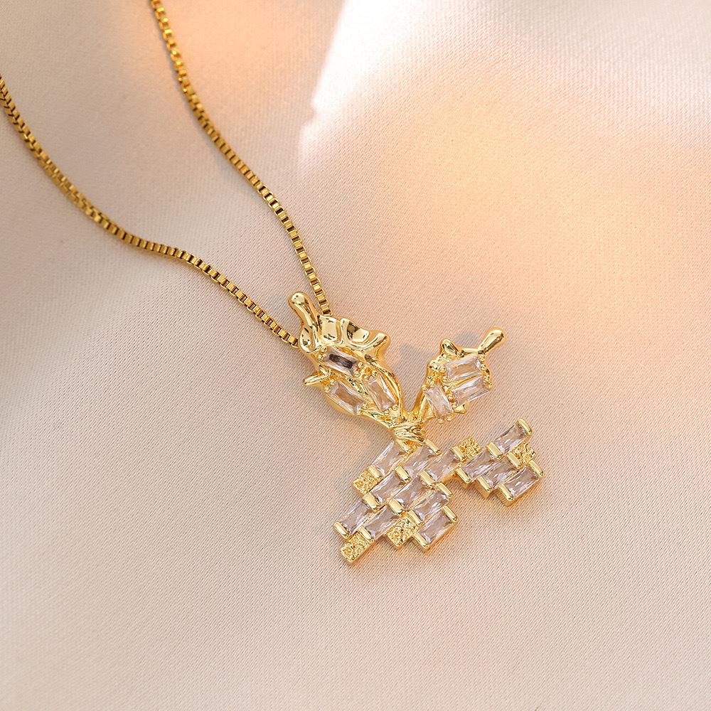 Butterfly Necklace with Color-Retaining Zircon - Fashionable, Versatile Women's Jewelry Accessory.