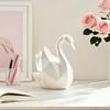 Ornamento da scrivania Design geometrico minimalista Scultura di cigno stampata in 3D Statuetta decorativa versatile Decorazione per stanza