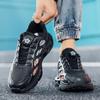 Spring and Summer New Men's Outdoor Shoes Swivel Buckle Breathable Lightweight Sports Shoes Wearresistant Large Sole Men's Shoes