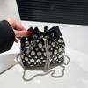 Personalized rivet bag women's spring summer new 2025 Korean version fashion niche shoulder bag chain crossbody bucket bag