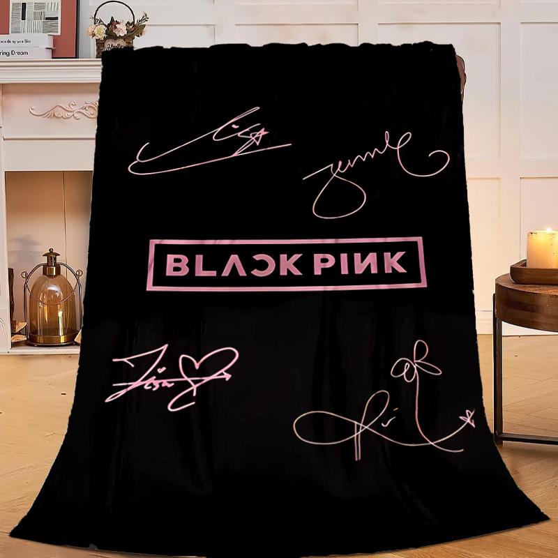 1PC Black And Pink Fashion Flannel Blanket Gift, Suitable for Both Men And Women, Soft Ideal for Beds And Sofa, Birthday Or Christmas Gift