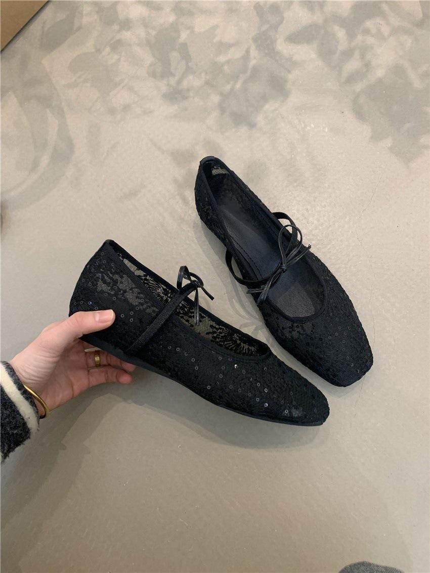 

Нежный сказочный ветер туфли Мэри Джейн весна 2025 французские элегантные полые кружева неглубокий внутренний вырез увеличивает высоту вечерние туфли 40 чёрный