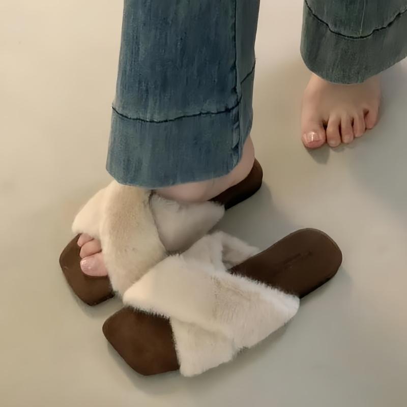 Fashion Fashion Cotton Cozy Fur Dress Women Flat Slippers 2025 Winter Casual Designer New Slippers Outside Comfortable Women's Slippers