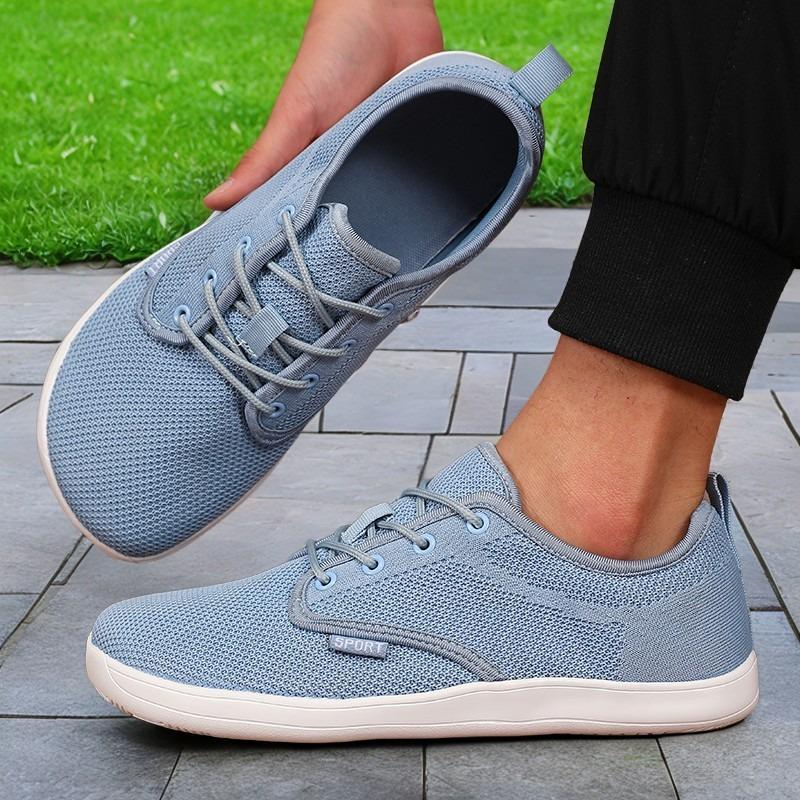 Fashion Men Casual Flat Shoes with Slip On Design Lightweight Walking Shoes Large Size Simple and Comfortable Soft Sports Shoes Women