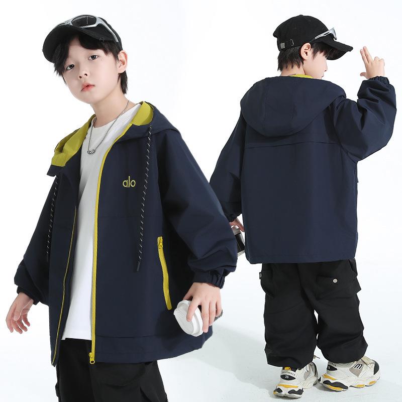 Hübsche Big Boy 2025 Frühling-Herbst Outdoor Kapuzen-Windjacke