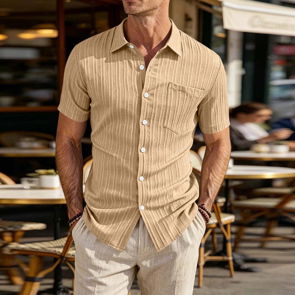Men's Lightweight Breathable Button Up Casual Shirt Short Sleeve Relaxed Fit Summer Shirt with Chest Pocket and Collar for Everyday Wear