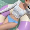 Damen UV-Schutz Badeanzug: Schickes dreiteiliges Set mit langen Ärmeln für Strand & Heiße Quellen
