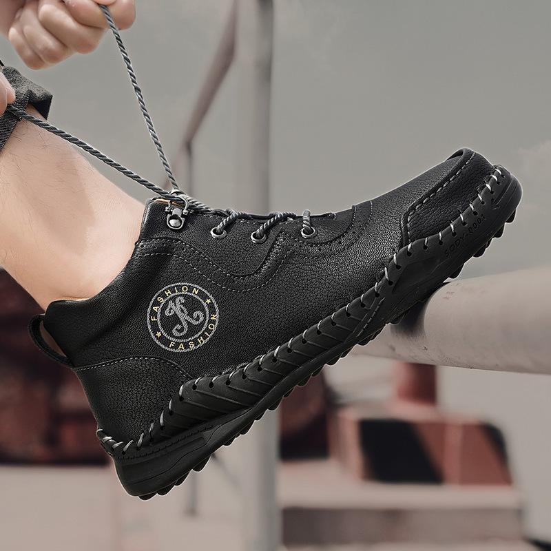 2021 Herbst und Winter neue Herren-Kurzstiefel Übergröße handgenähte lässige Herrenschuhe Samt warm Martin Stiefel