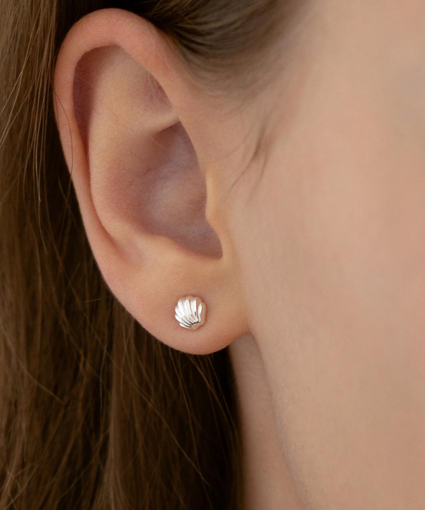 Tatiana (Silver 925) Mini Shell Earrings Ec3252