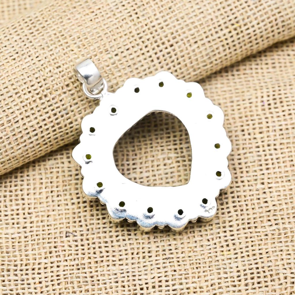 Peridot Gemstone 925 Sterling Silver Handmade Excellent Silver Chain Pendant Jewelry