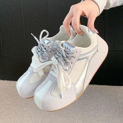 Retro bequeme weiche Basisplatten-Schuhe Damen Frühling neu runde Zehenpartie Schnürung Mesh atmungsaktiv Freizeitschuhe