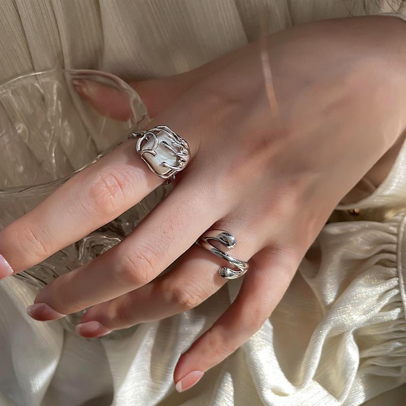 Women's Fashion Geometric Baroque Pearl Ring: Unique Open Index Finger Design