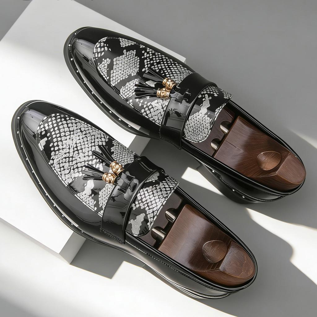 Men's Business Formal Slip-On Loafers Pointed Toe Patent Leather Shoes with Shiny Tassel & Snake Print, Suitable Office Party