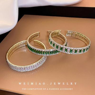 Bracciale Aperto Bangle Geometrico Quadrato Smeraldo Pavé Zirconia Cubica
