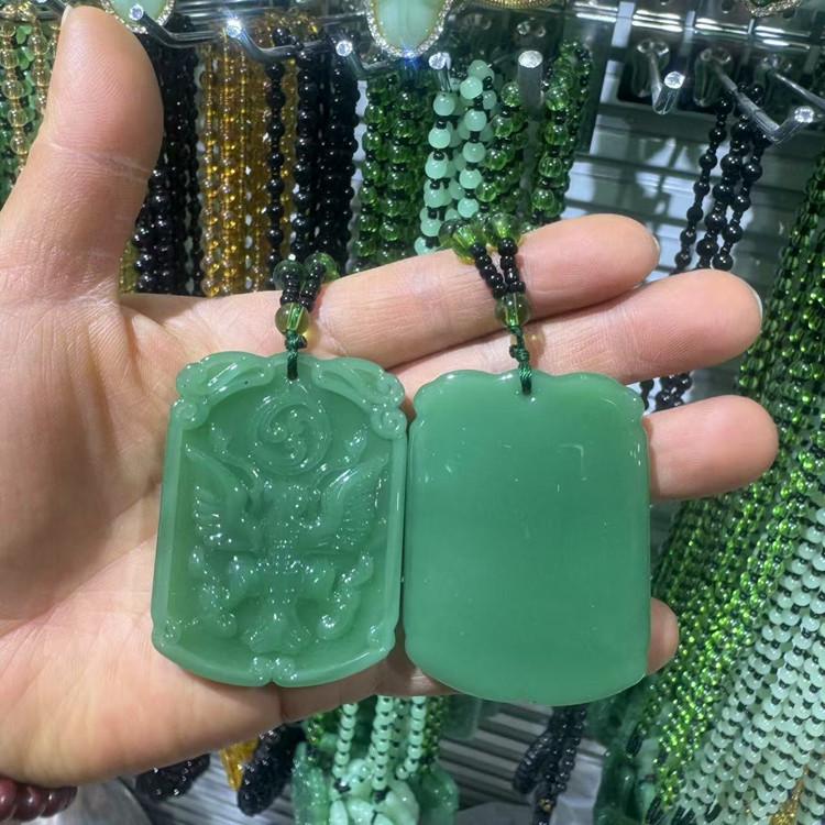 Imitace aventurínu Svetrový náhrdelník - Design zelí Guanyin od značek Wu Shi a Dragon & Phoenix