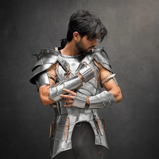 

Средневековый костюм полудоспеха, сталь 18 калибра, костюм рыцаря, LARP, косплей, нагрудник, наплечники, снаряжение воина для фестиваля Ренессанса