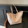 Large-capacity casual tote bag women's new autumn and winter versatile fashion simple shoulder underarm commuter bag