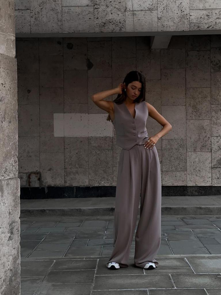 Women's Spring New Arrivals V-Neck Sleeveless Vest Wide Leg Pants Casual Set