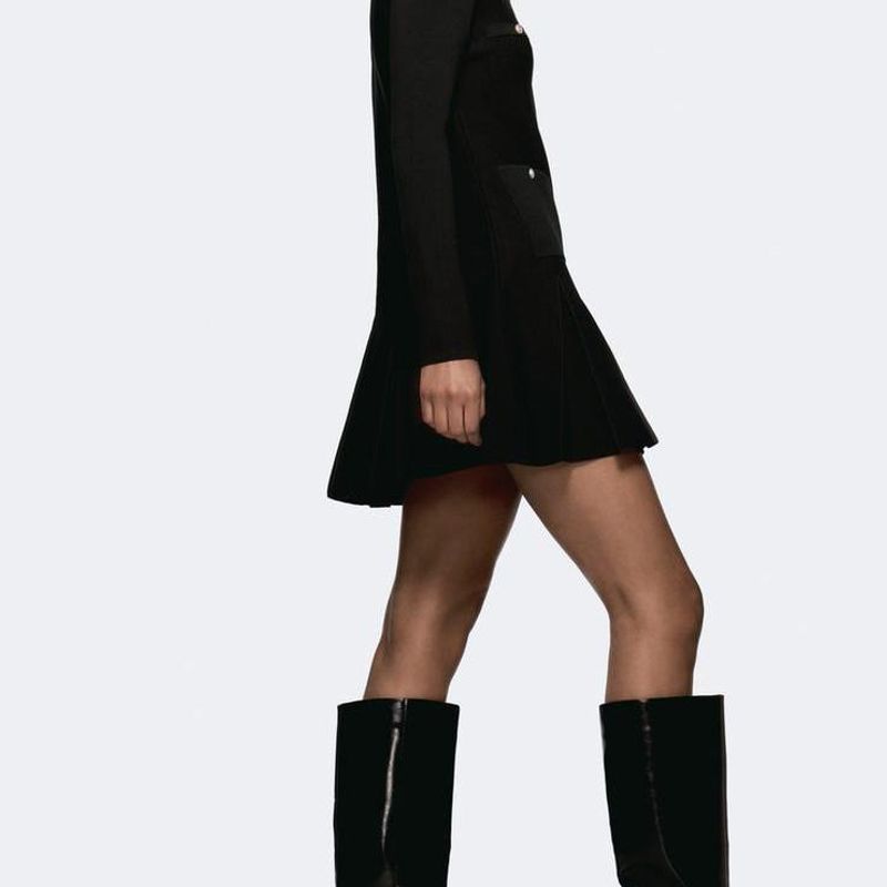 Spring New Arrival Women's Clothing Fashion Style round Neck Long Sleeves Button Decoration Wide Pleated Knitting Short Dress 3859126