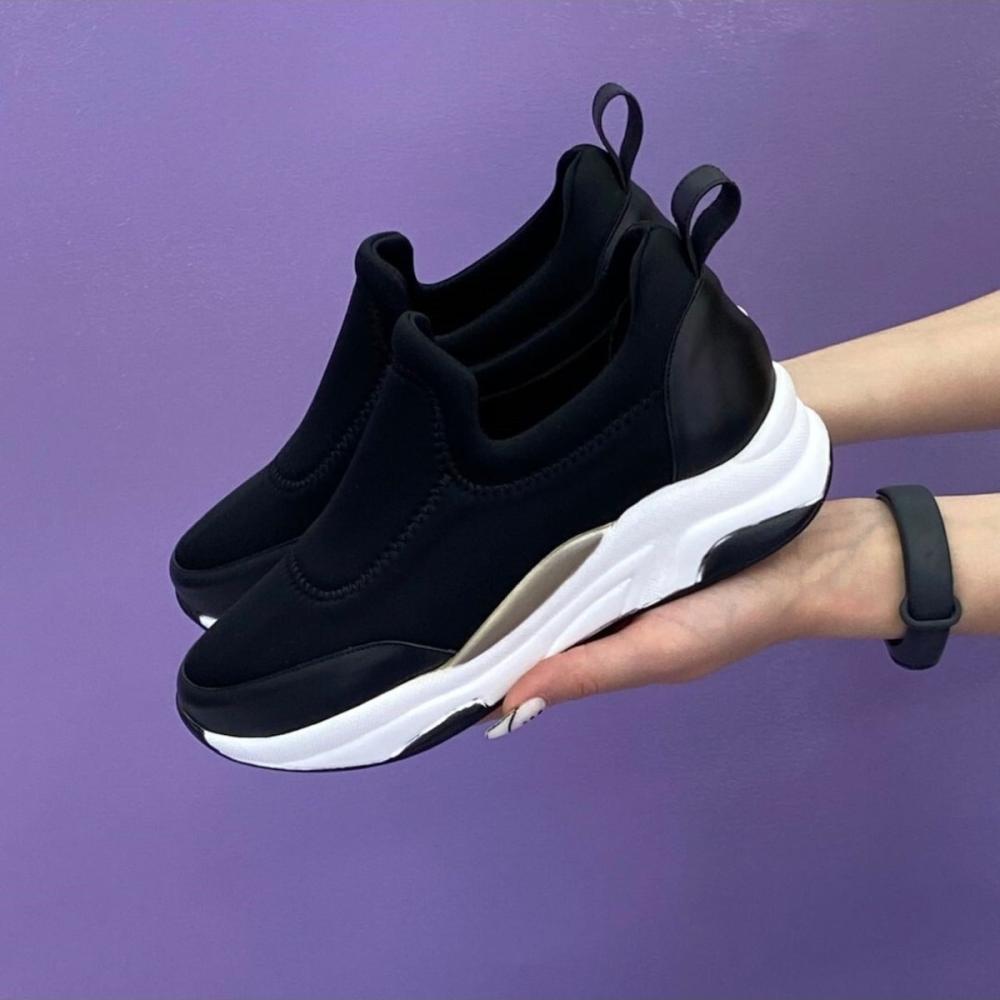 

Женская мода Front Side Stretch Soft Sole Sole Technology 3 Cm Sneaker