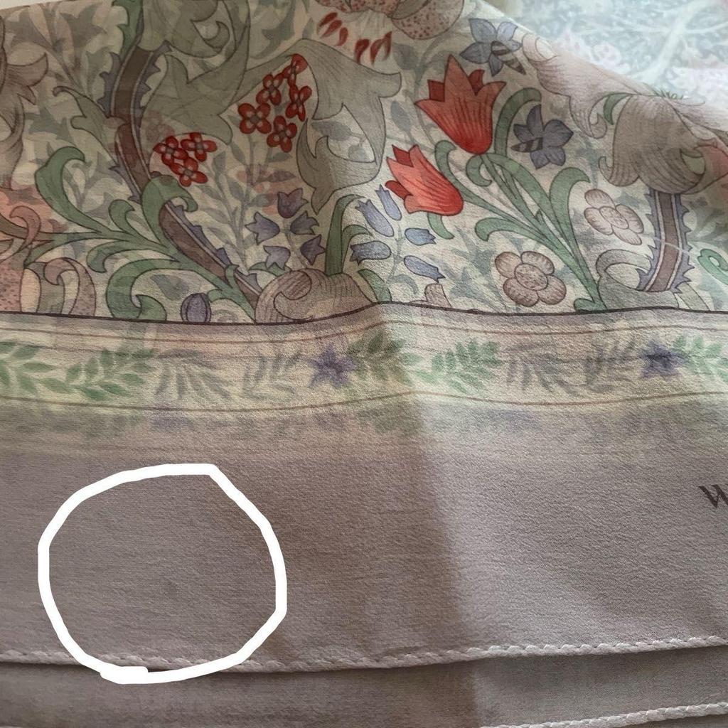 Used V&A William Morris Silk Chiffon Scarf, Victoria and Albert Museum