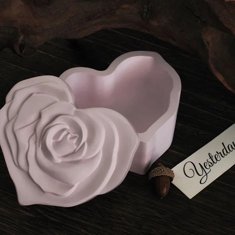Handmade Creative Diy Heart Shape Rose Storage Box Silicone Mold with Lid DIY Carved Rose Candle Jar Concrete Cement Mould Epoxy