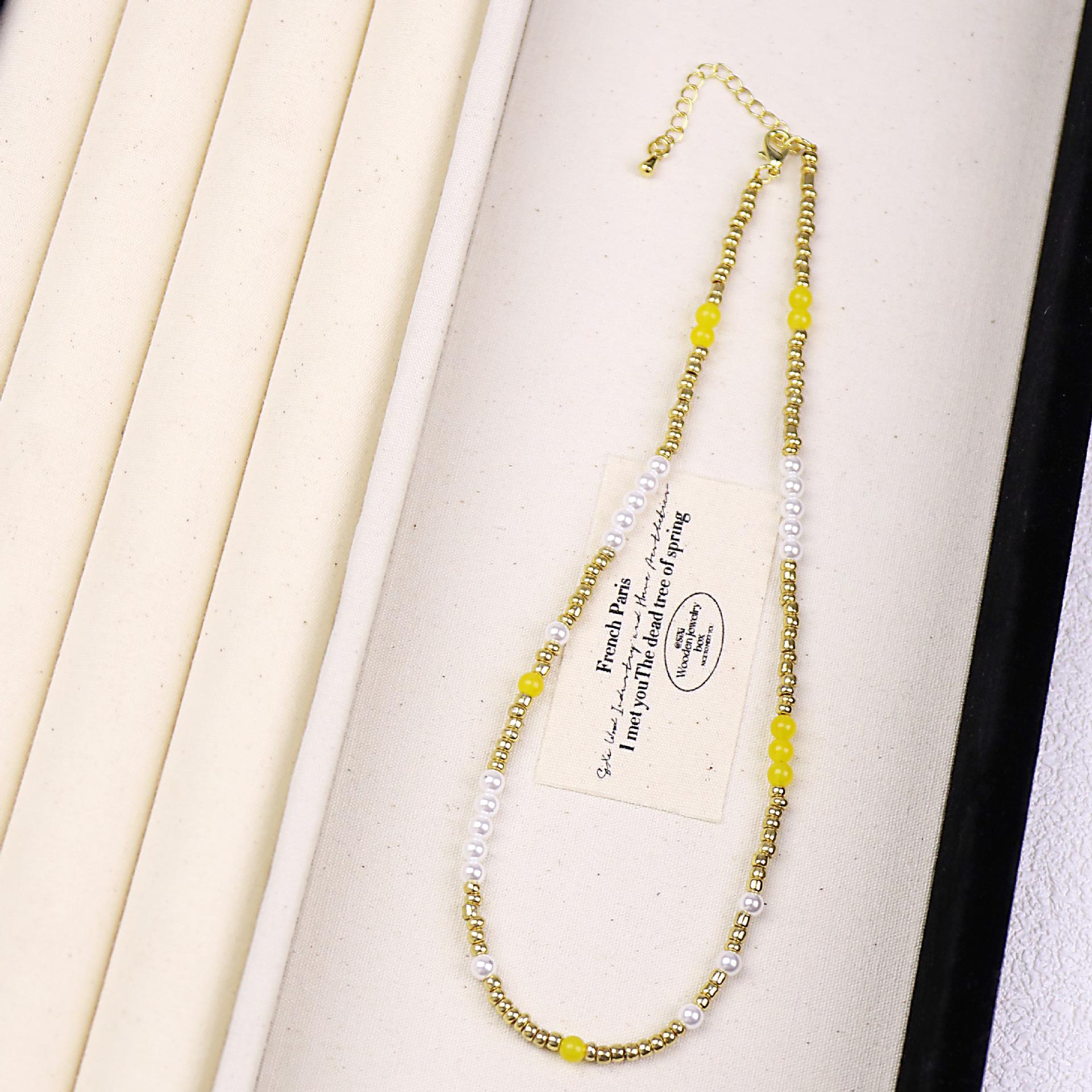 

Трендовое ожерелье из бусин молочно-оранжевого цвета 2025: Женская многослойная цепочка на ключицу из меди с позолотой и жемчугом