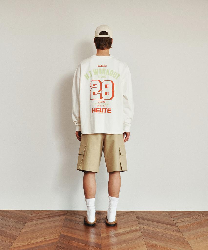 Hoite Cleaning T-Shirt (Off Whiter)
