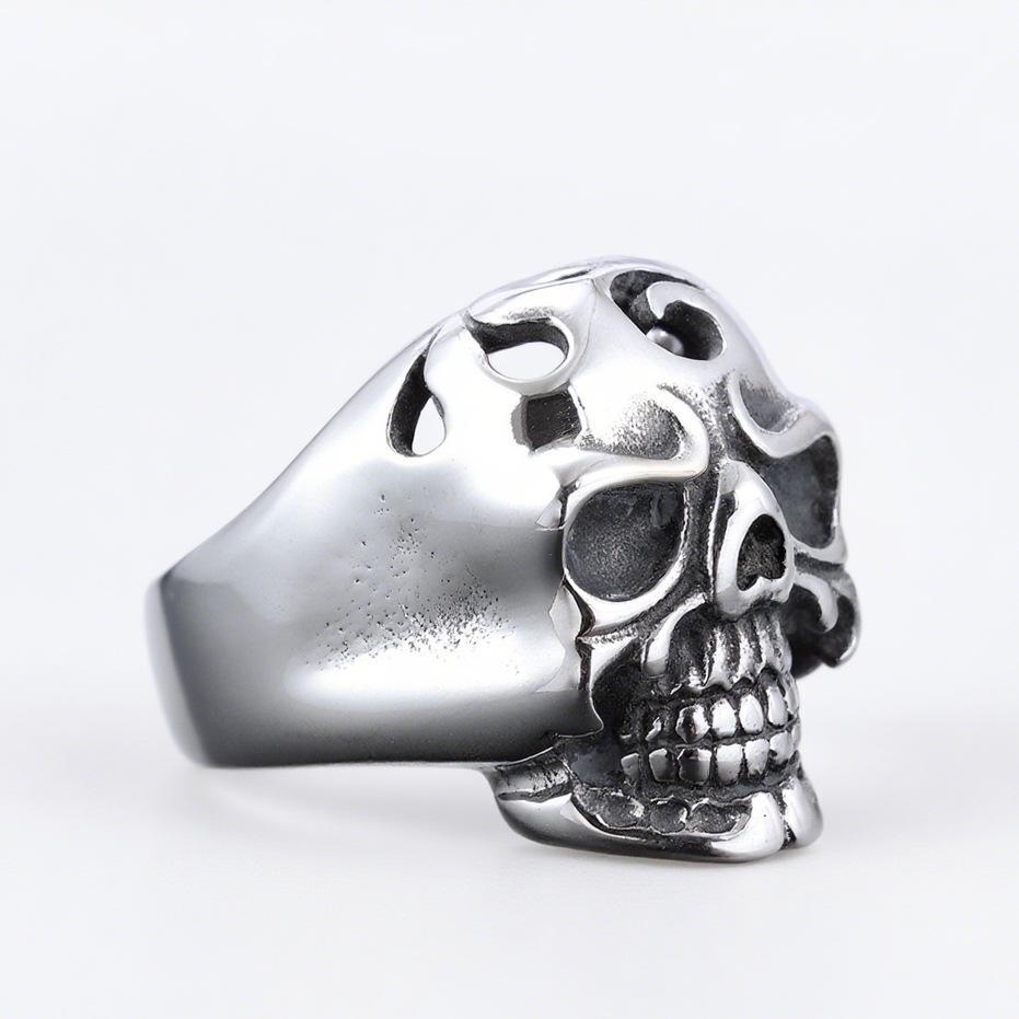 3D Hohlschädel Edelstahlring: Trendiger Punk-Stil für Männer