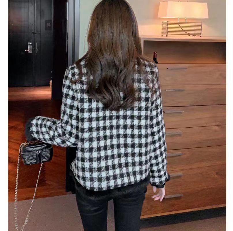 Women's French Chic Houndstooth Chunky Knit Coat - Warm, High-End Autumn/Winter Top with Raw Edges