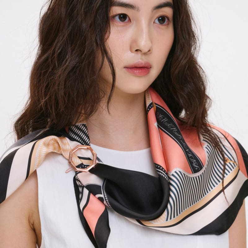 Saint Luxure From Pink